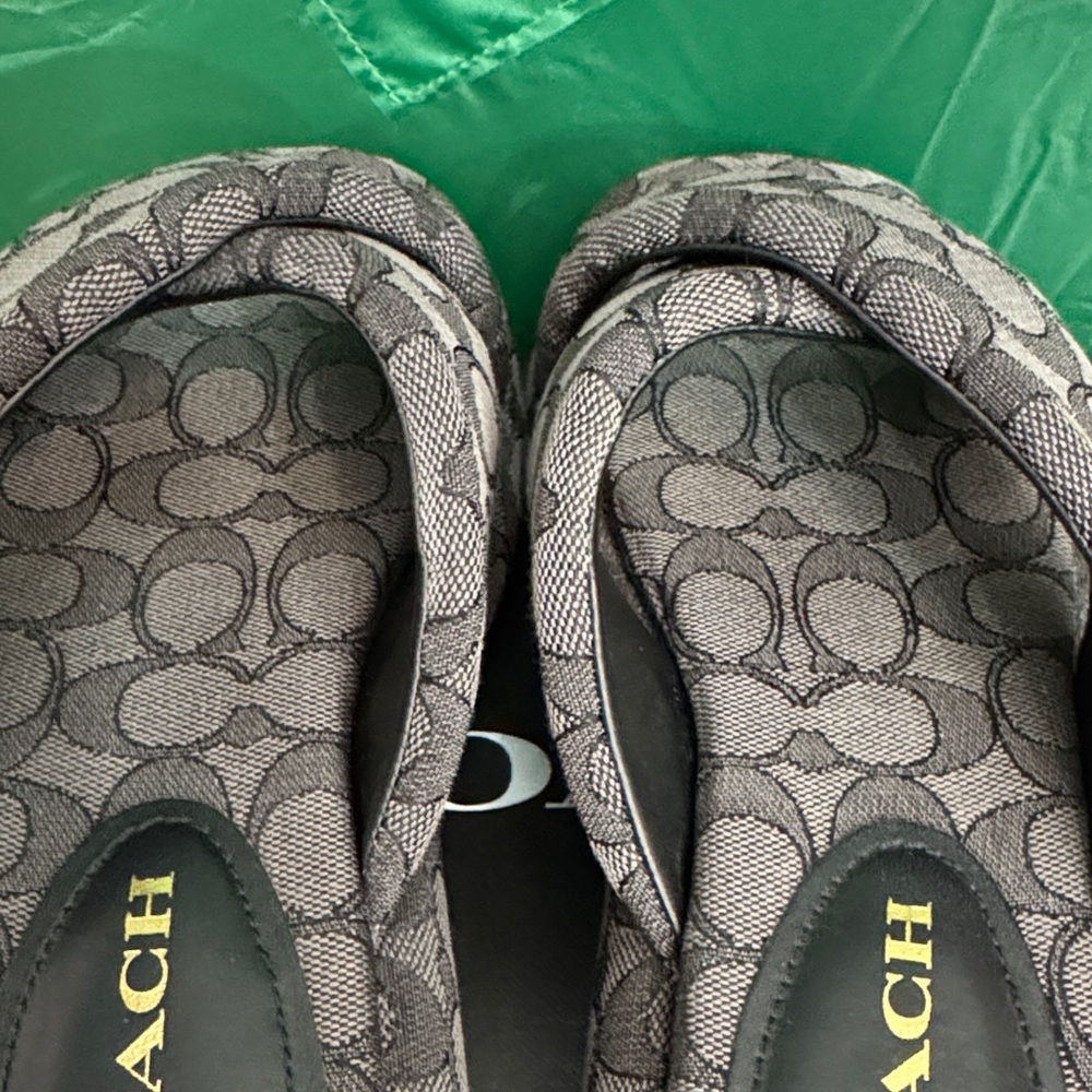 Coach  Black Patterned Slippers size 7.5 like new - Picture 7 of 16